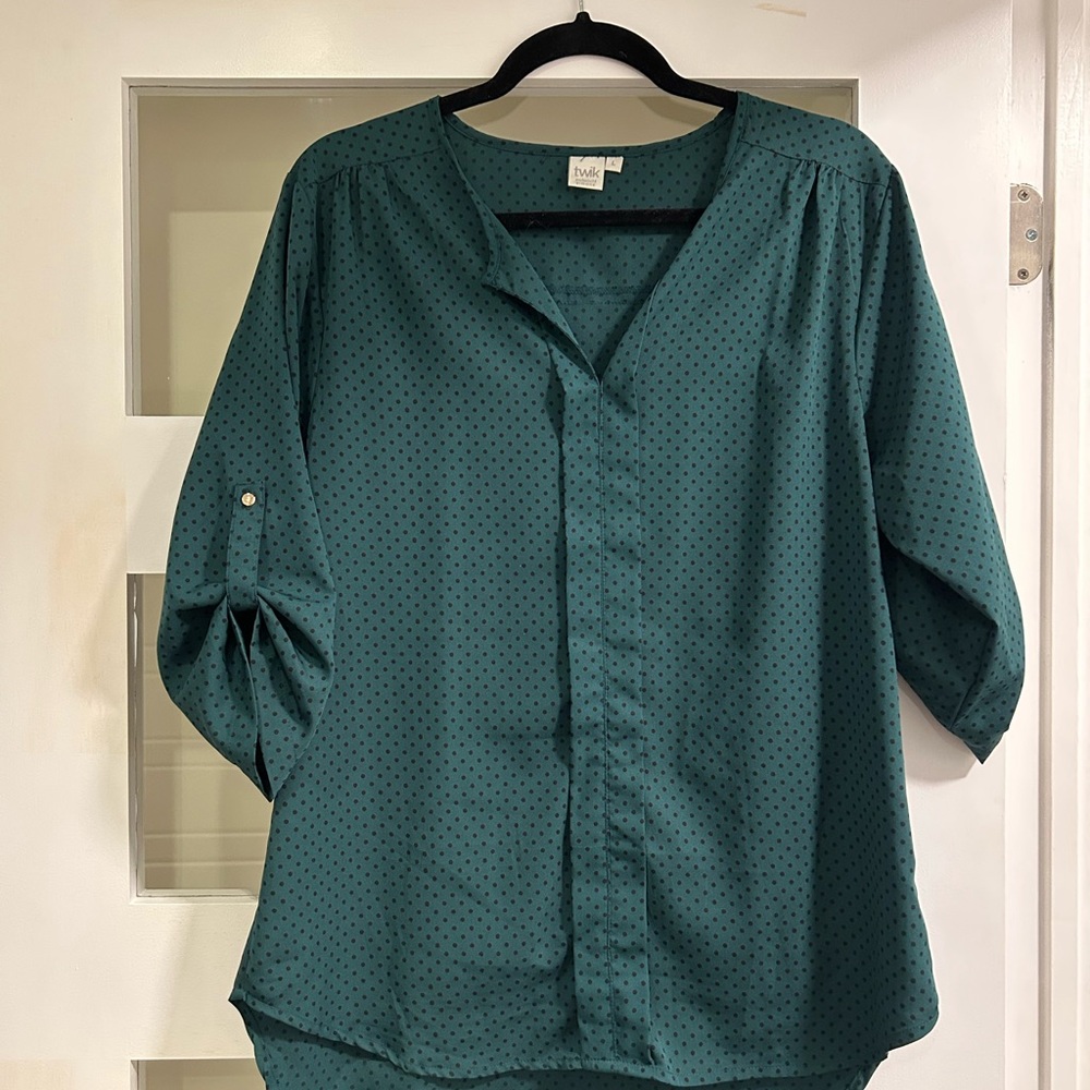 Simons Twik Green Blouse with Dotted Pattern